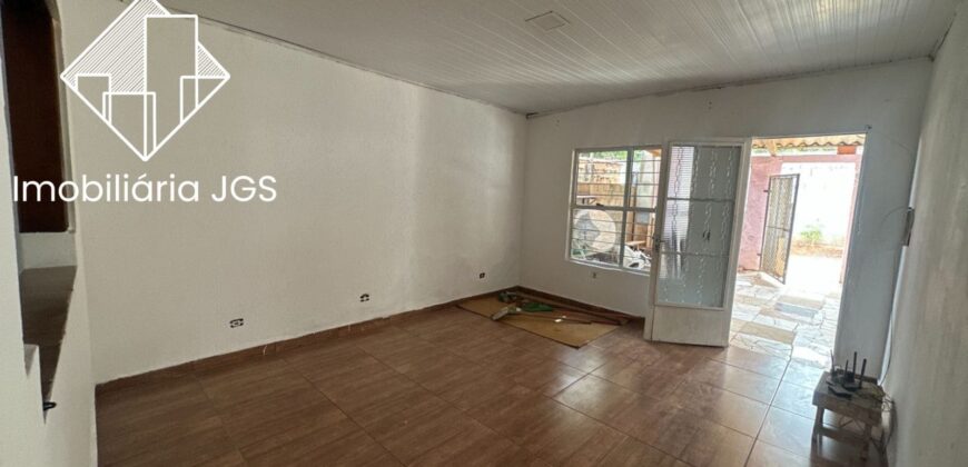 Casa com Quintal a Venda – Bairro Colégio – Araçoiaba da Serra