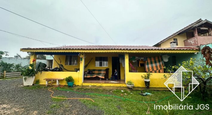 Casa com 3 dormitórios – Capela do Alto/SP