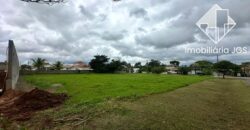 Terreno de 979 metros no Condomínio Village Ipanema 1