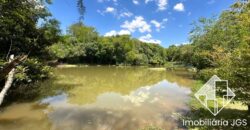 Terreno de 979 metros no Condomínio Village Ipanema 1