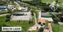 Terreno de 979 metros no Condomínio Village Ipanema 1