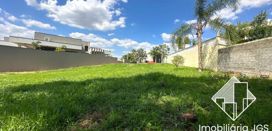Terreno de 1.411 metros com acesso no Lago – Condomínio Village Ipanema 1