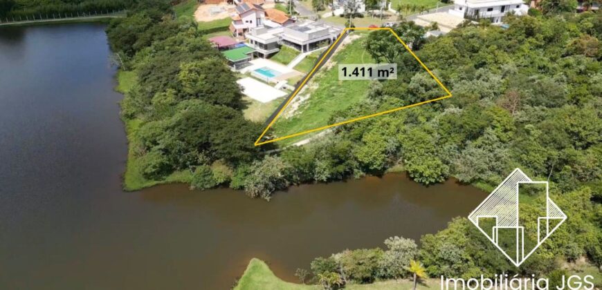 Terreno de 1.411 metros com acesso no Lago – Condomínio Village Ipanema 1