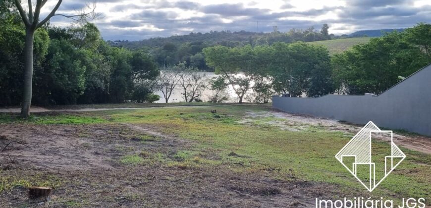 Terreno de 1.411 metros com acesso no Lago – Condomínio Village Ipanema 1
