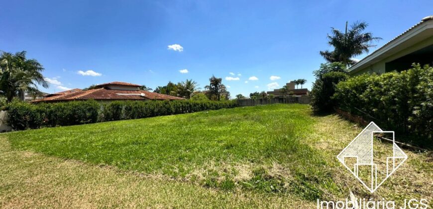 Terreno de 960 metros – Totalmente Plano – Condomínio Village Ipanema 1