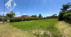 Terreno de 960 metros – Totalmente Plano – Condomínio Village Ipanema 1