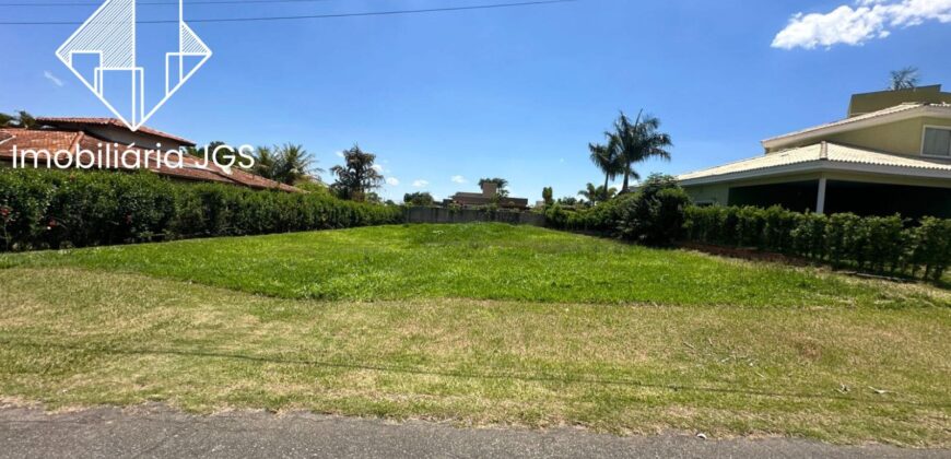 Terreno de 960 metros – Totalmente Plano – Condomínio Village Ipanema 1