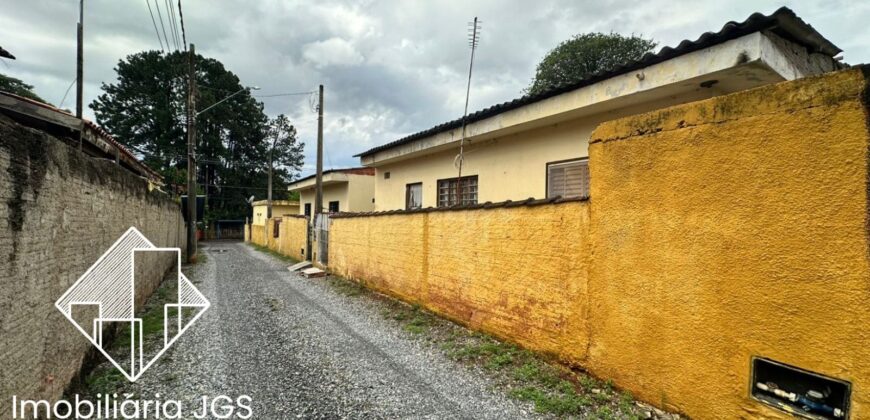 Conjunto de casas no bairro Jundiaquara