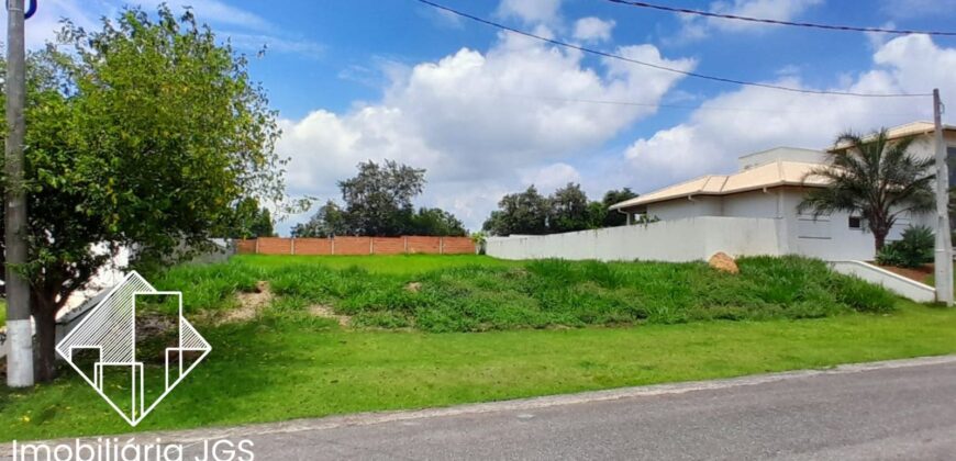 Oportunidade de Terreno de 805 metros – Condomínio Village Araçoiaba
