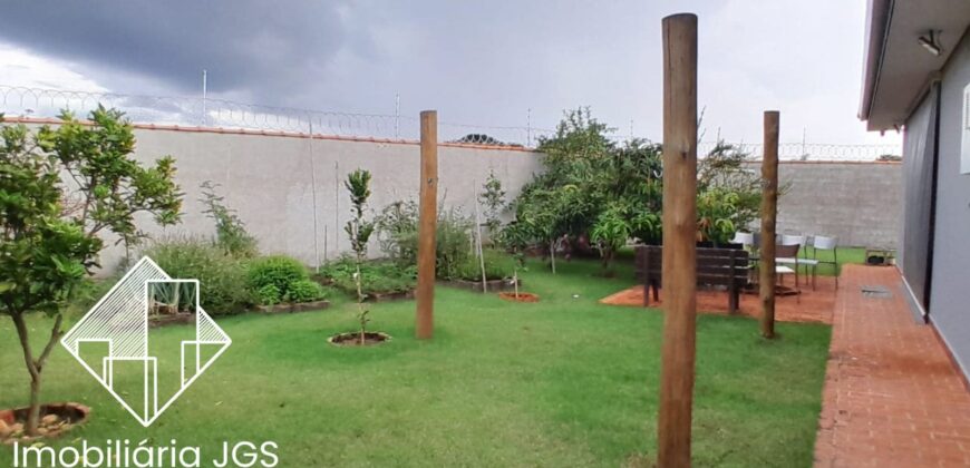 Chácara de 1.250 metros com Lago e Área de lazer – Araçoiaba da Serra/SP