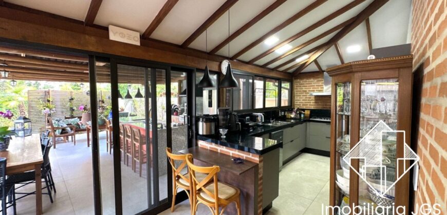 Excelente Casa no Condomínio Saint Germain – Araçoiaba da Serra/SP