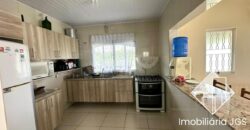 Chácara perfeita de 600 metros com Piscina – Jundiacanga