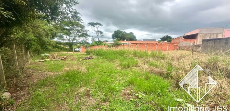 Excelente Terreno de 350 metros leve Aclive – Araçoiaba da Serra/SP