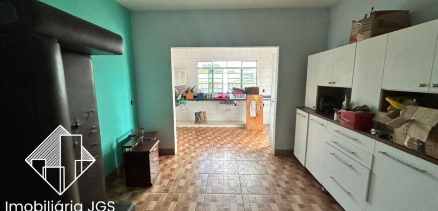 Chácara com Barracão no bairro Colégio – Araçoiaba da Serra/SP