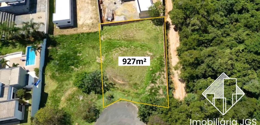 Terreno de 927 metros – Condomínio Village Araçoiaba