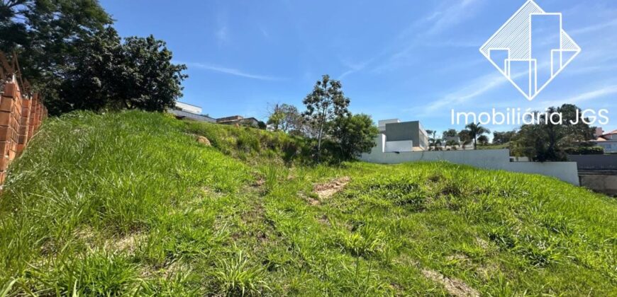 Terreno de 927 metros – Condomínio Village Araçoiaba