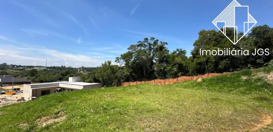 Terreno de 927 metros – Condomínio Village Araçoiaba