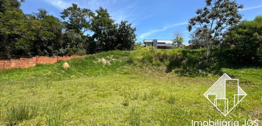 Terreno de 927 metros – Condomínio Village Araçoiaba