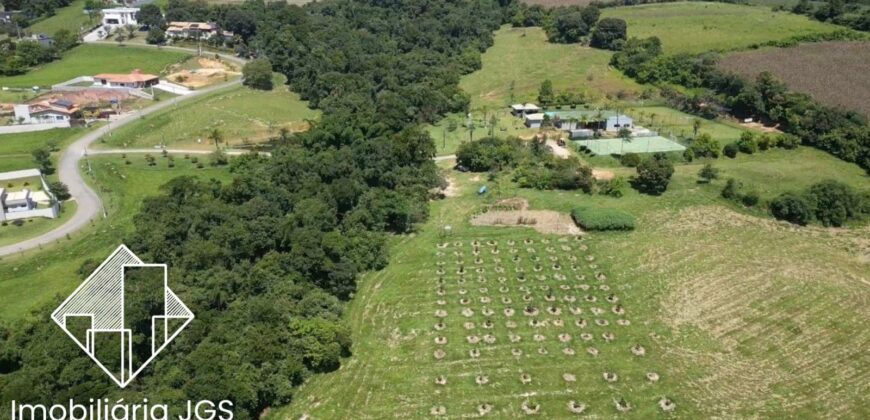 Terreno de 927 metros – Condomínio Village Araçoiaba