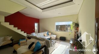 Sobrado com 3 dormitórios – Colégio em Araçoiaba da Serra/SP