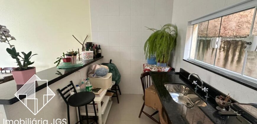 Sobrado com 3 dormitórios – Colégio em Araçoiaba da Serra/SP