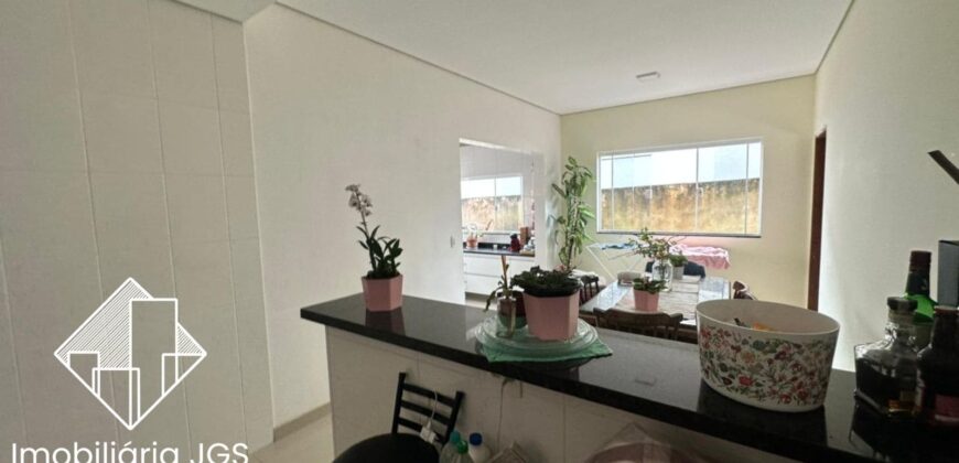 Sobrado com 3 dormitórios – Colégio em Araçoiaba da Serra/SP