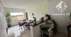 Sobrado com 3 dormitórios – Colégio em Araçoiaba da Serra/SP