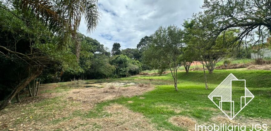 Terreno de 2.374 metros com Lago e nascentes – Araçoiaba da Serra