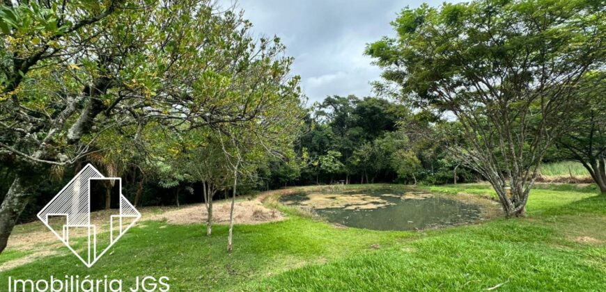 Terreno de 2.374 metros com Lago e nascentes – Araçoiaba da Serra