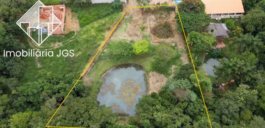 Terreno de 2.374 metros com Lago e nascentes – Araçoiaba da Serra