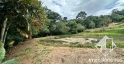 Terreno de 2.374 metros com Lago e nascentes – Araçoiaba da Serra