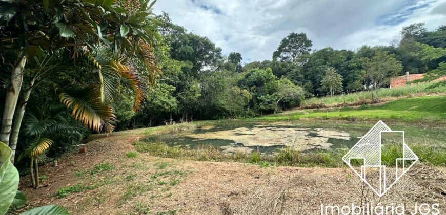 Terreno de 2.374 metros com Lago e nascentes – Araçoiaba da Serra