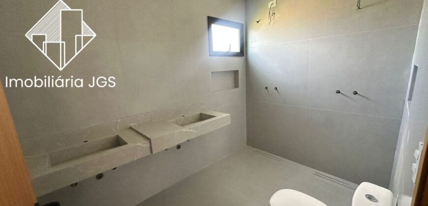 Excelente Casa de esquina no Condomínio Village Ipanema 2