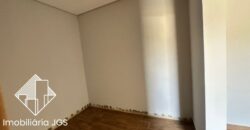 Excelente Casa de esquina no Condomínio Village Ipanema 2