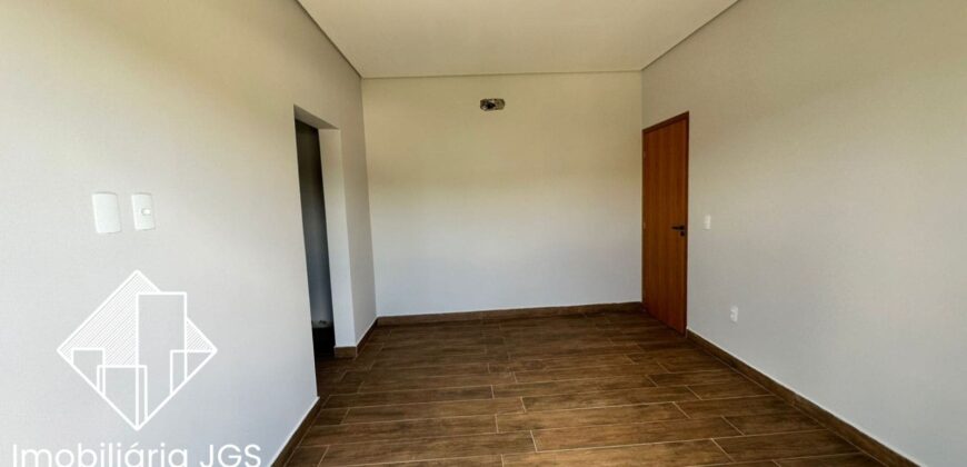 Excelente Casa de esquina no Condomínio Village Ipanema 2