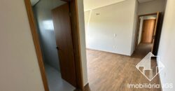 Excelente Casa de esquina no Condomínio Village Ipanema 2