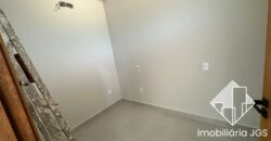 Excelente Casa de esquina no Condomínio Village Ipanema 2