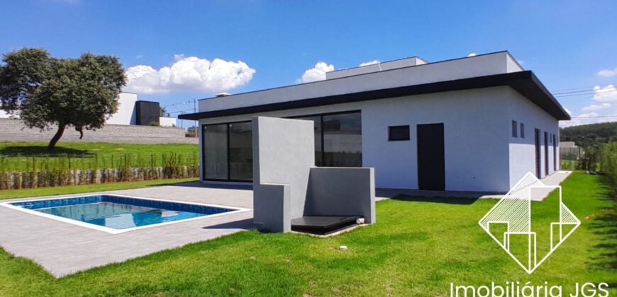 Excelente Casa de esquina no Condomínio Village Ipanema 2