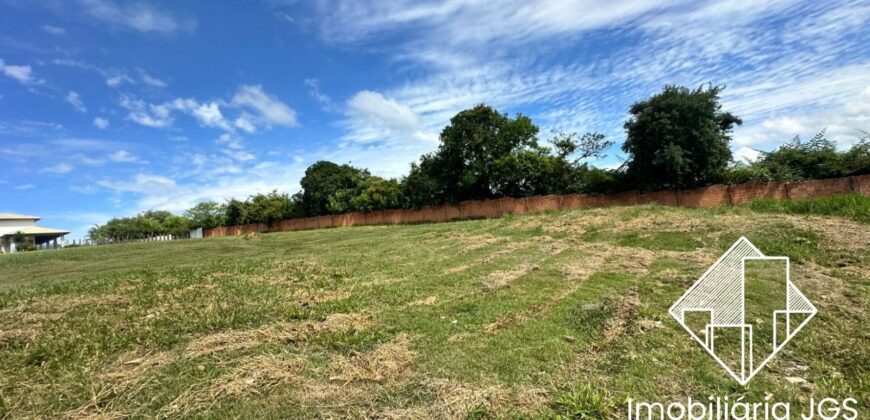 Terreno plano de 979 metros – Condomínio Village Araçoiaba