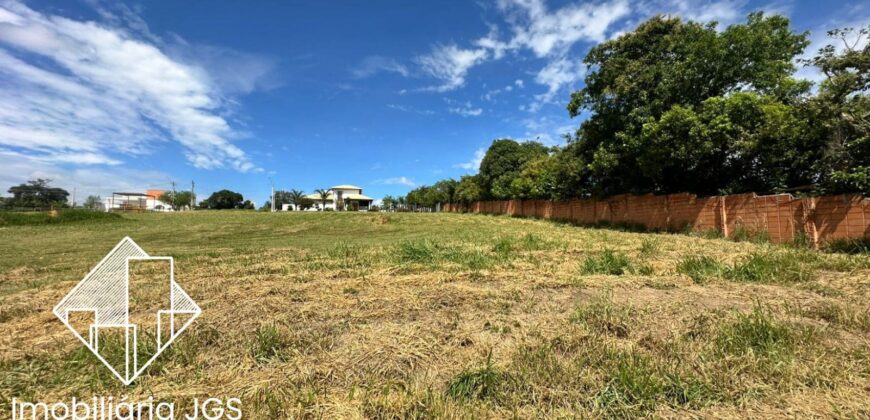 Terreno plano de 979 metros – Condomínio Village Araçoiaba