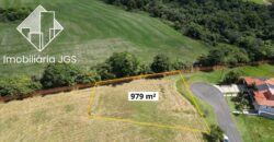 Terreno plano de 979 metros – Condomínio Village Araçoiaba