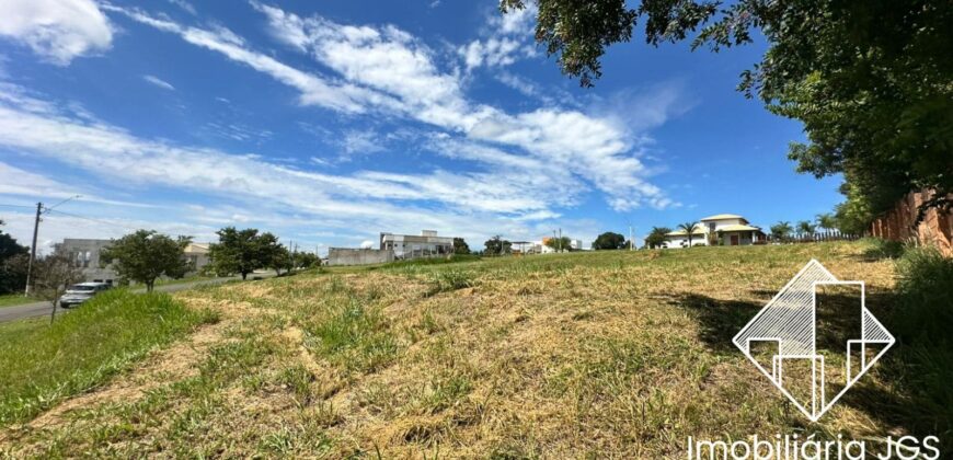 Terreno plano de 979 metros – Condomínio Village Araçoiaba