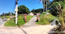 Chácara de 1.600 metros com Barracão – Jundiacanga