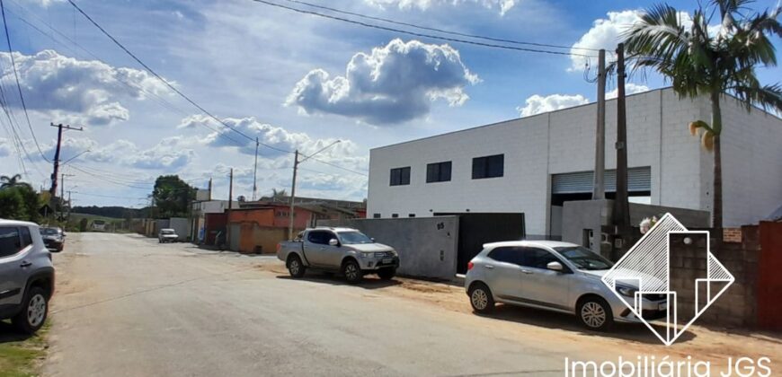 Barracão de 400 metros próximo de Sorocaba/SP