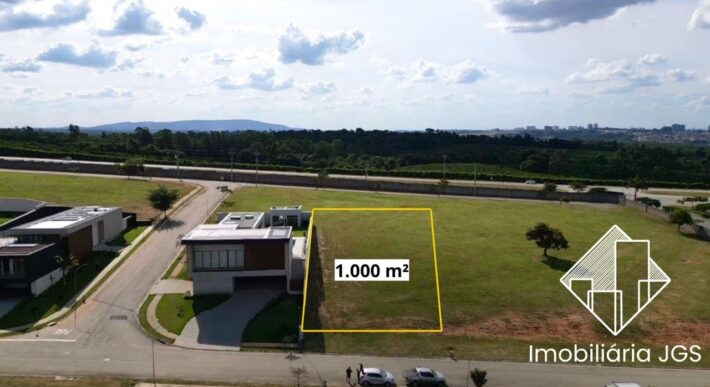 Terreno de 1.000 metros no Condomínio UP