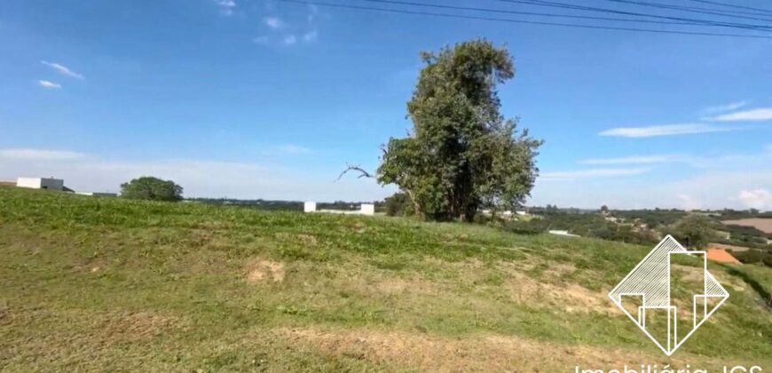 Terreno de 800 metros no Condomínio Village Araçoiaba