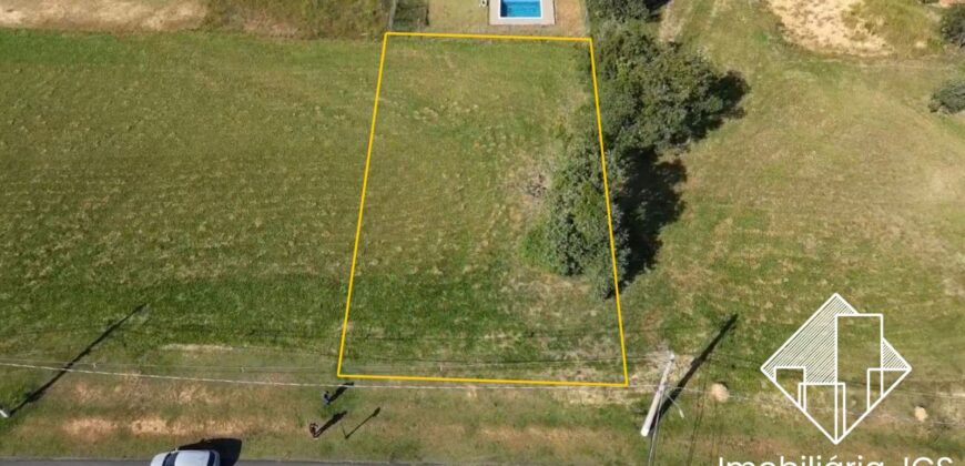 Terreno de 800 metros no Condomínio Village Araçoiaba