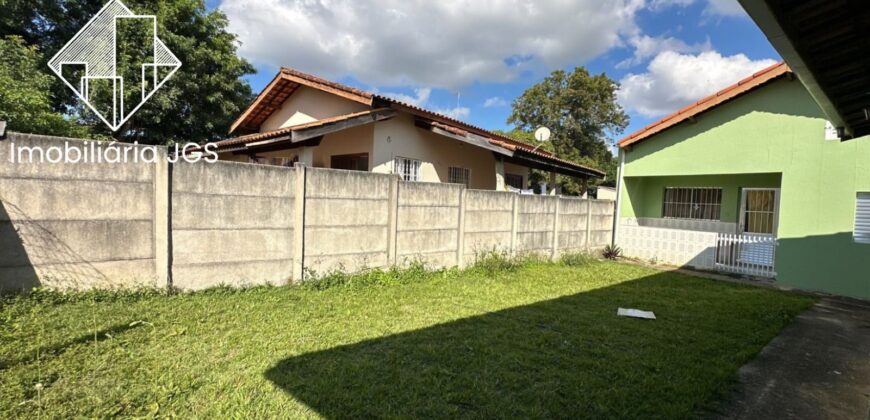 Casa em terreno de 300 metros – Jundiaquara
