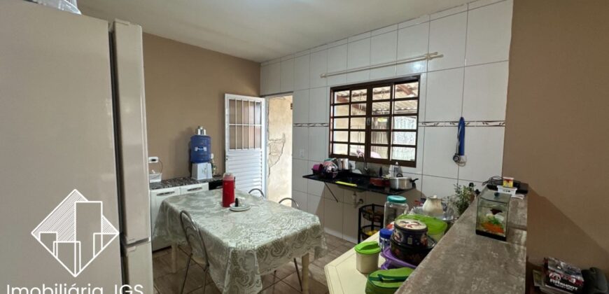 Casa de esquina com ótima localização – Araçoiaba da Serra/SP