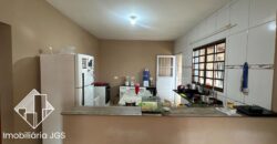 Casa de esquina com ótima localização – Araçoiaba da Serra/SP